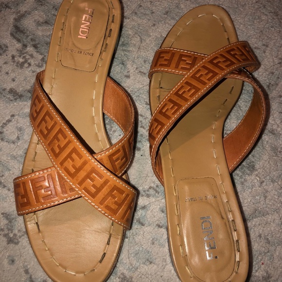 Authentic Fendi sandals in gorgeous shades of Italian leather tan..size 37.5